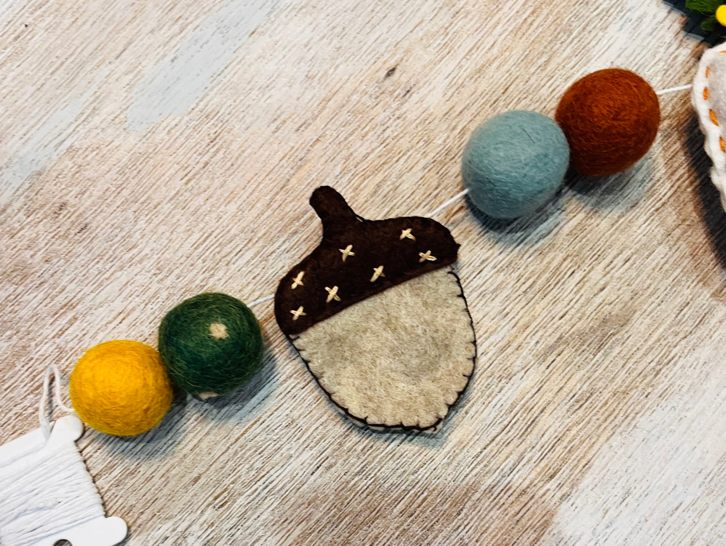 Pumpkins & Acorns Garland