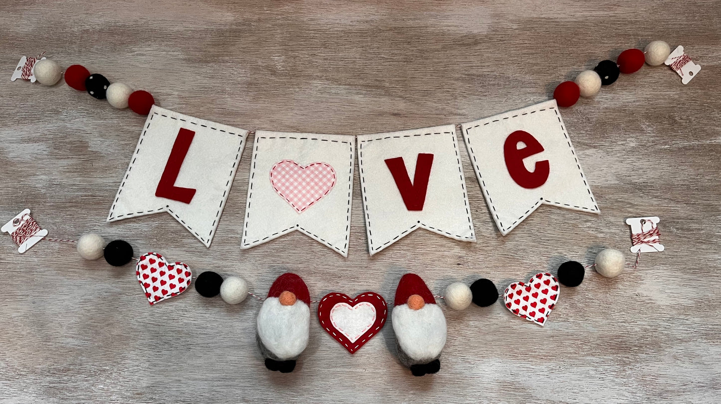 Valentine Gnomes with Hearts #2