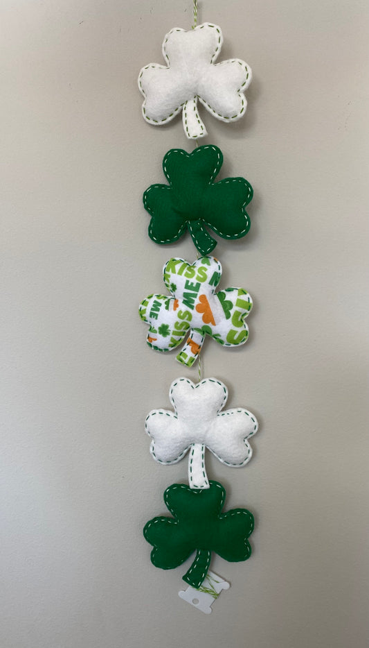 Shamrocks VERTICAL