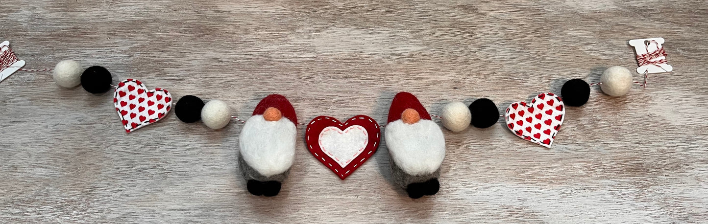 Valentine Gnomes with Hearts #2